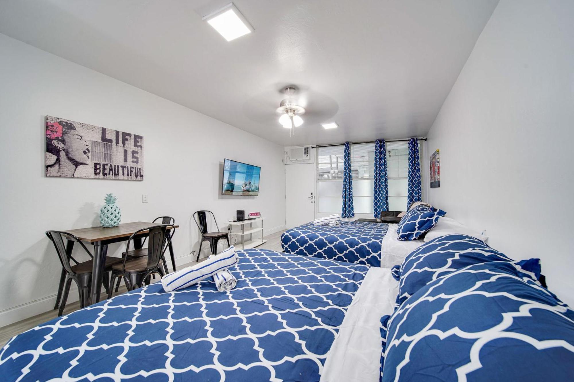 Deco Beachside Apt, W/2 Queen Beds, Washer/Dryer Miami Beach Exterior photo